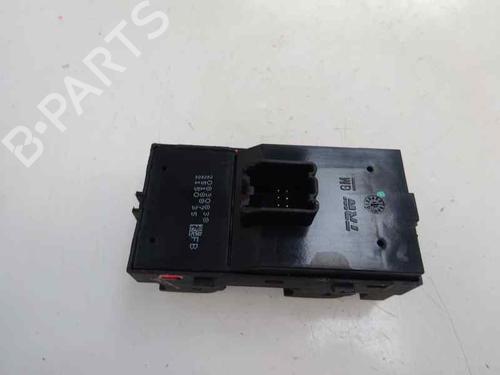 Used Left front window switch CHEVROLET CRUZE Hatchback (J305) 2.0 CDI (163 hp) 4706484