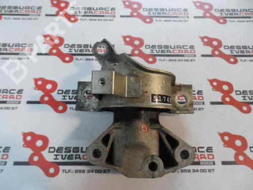 Used Engine mount FIAT PANDA (169_) 1.3 D Multijet 4x4 (169.AXC2A) (70 hp) 8796825
