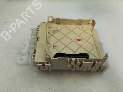 Caixa de fusíveis TOYOTA AURIS Estate (_E18_) 2.0 D-4D (ADE186_) (124 hp) 30541132