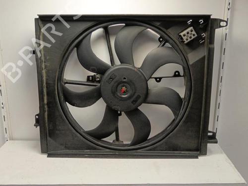 Køleventilator elektrisk Køleventilator elektrisk RENAULT MEGANE IV Hatchback (B9A/M/N_) 1.2 TCe 130 (B9MR) (130 hp) 35745029 35745029