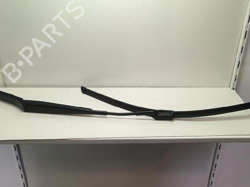 Used Front windshield wiper arm Front windshield wiper arm 35743163 35743163