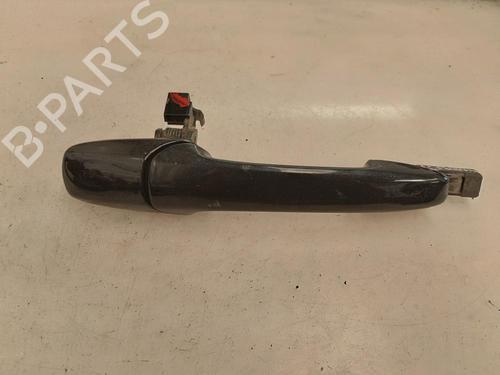 Używane Klamka zewnętrzna drzwi przednich prawych MAZDA 3 (BK) 1.6 MZ-CD (90 hp) 15597838