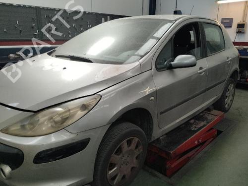 Fuse box PEUGEOT 307 (3A/C) 1.6 HDi 110 | BP13250981E1