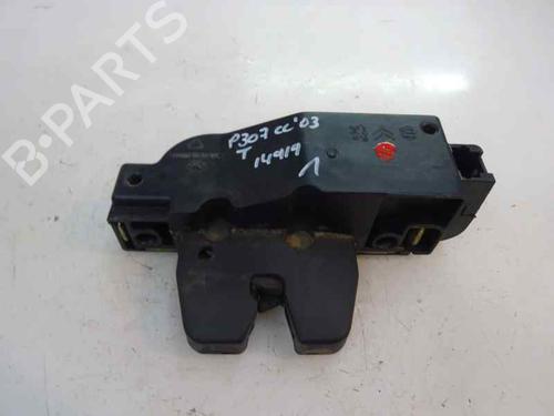 Used Tailgate lock Tailgate lock 8936440 8936440