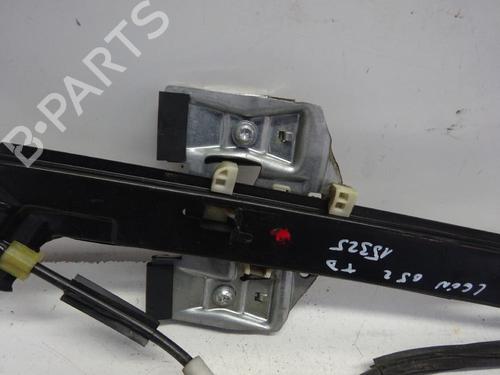 Vindusheismekanisme høyre bak SEAT LEON (1P1) 1.9 TDI (105 hp) 10933809