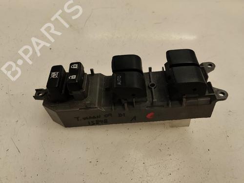 Comutador vidro frente esquerdo TOYOTA URBAN CRUISER (_P1_) 1.4 D-4D (NLP110_, NLP110R) (90 hp) 17070994