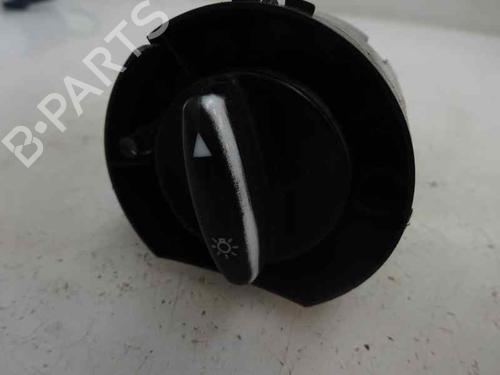 Used Headlight switch Headlight switch 9311799 9311799