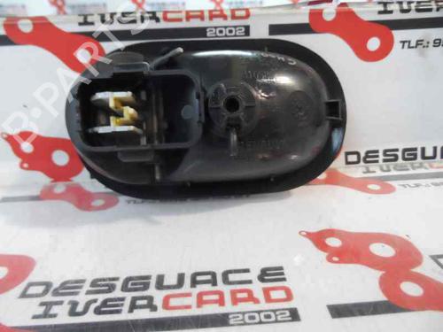 Used Front right interior door handle Front right interior door handle 3213313 3213313