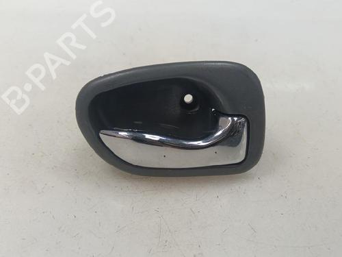 Used Front right interior door handle Front right interior door handle HYUNDAI ATOS (MX) 1.0 i (58 hp) 40279015 40279015