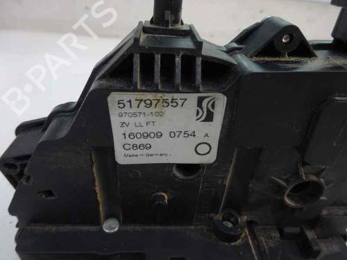 Used Front left lock FIAT GRANDE PUNTO (199_) 1.4 (199AXB11, 199AXB1A, 199BXB1A, 199AXL1A) (77 hp) 7065831