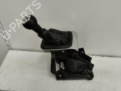 Used Gear lever CITROËN C4 II (NC_) [2009-2025]  15506252