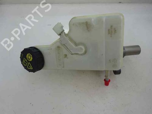 Used Brake master cylinder FORD FOCUS III [2010-2020]  8124926