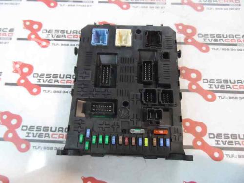 Fuse box PEUGEOT 308 I (4A_, 4C_) 1.6 HDi | BP586279E1