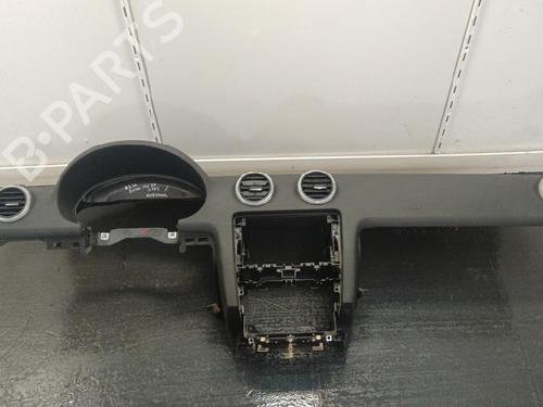 Used Dashboard Dashboard AUDI A3 (8P1) 2.0 TDI (136 hp) 39610337 39610337