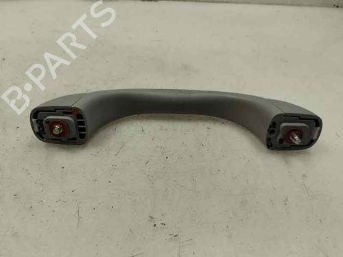 Used Front right interior door handle Front right interior door handle 30541378 30541378