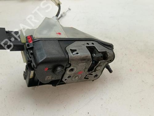 front-right-lock-citroen-c4-cactus-2014-35740855 main image