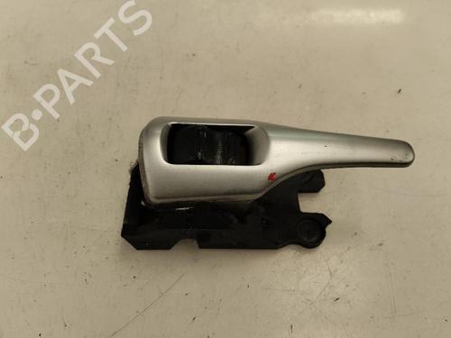 Used Front right interior door handle Front right interior door handle 13016643 13016643
