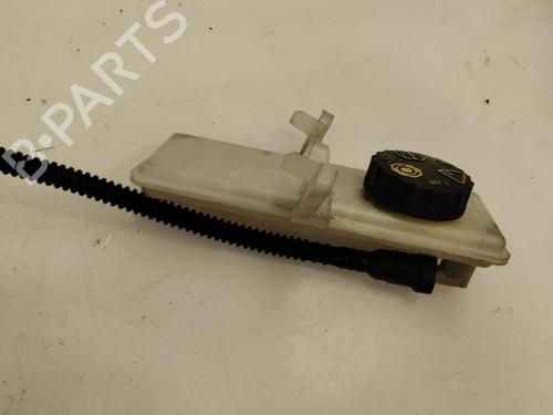 Used Brake master cylinder Brake master cylinder 16578009 16578009