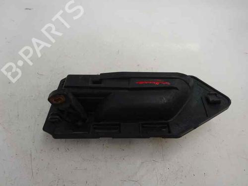 Used Front right interior door handle Front right interior door handle 7207921 7207921