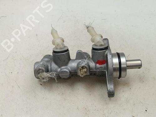 Hovedbremsecylinder Hovedbremsecylinder 35741156 35741156