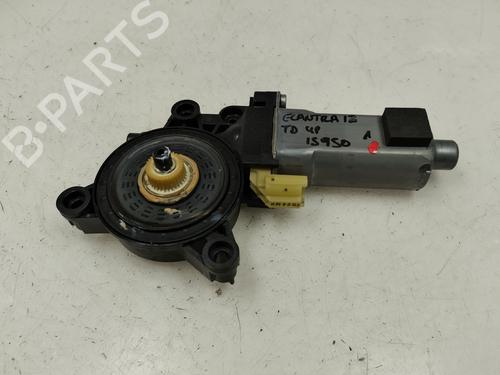 Used Right rear window motor HYUNDAI ELANTRA V Saloon (MD, UD) [2010-2017]  19923995