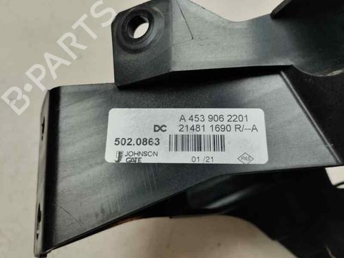 Używane Wentylator chłodnicy RENAULT TWINGO III (BCM_, BCA_) 1.0 SCe 65 (BCMJ) (65 hp) 22646348