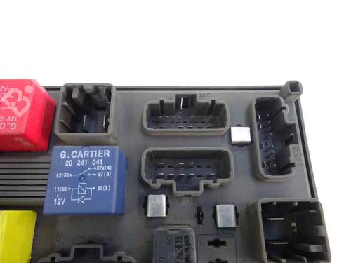 Used Fuse box Fuse box 3262280 3262280