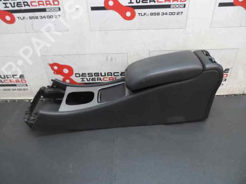 Used Glove box MERCEDES-BENZ C-CLASS Coupe (CL203) C 220 CDI (203.706) (143 hp) 585809