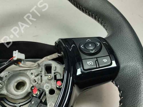 Used Steering wheel TOYOTA YARIS (_P13_) 1.0 (KSP130_, KSP130) (69 hp) 30540278