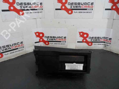 Used Glove box BMW 3 (E90) 330 d (231 hp) 586733