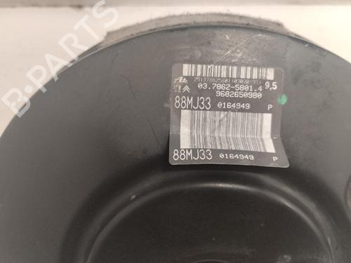 Used Servo brake PEUGEOT 5008 (0U_, 0E_) 1.6 HDi (110 hp) 13542879