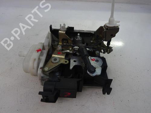 Używane Zamek drzwi przednich prawych AUDI A3 (8L1) 1.6 (102 hp) 10978556