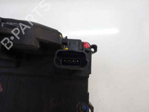 front-right-lock-renault-megane-iii-hatchback-bz01_-b3_-2010-1-2008-5070909 main image
