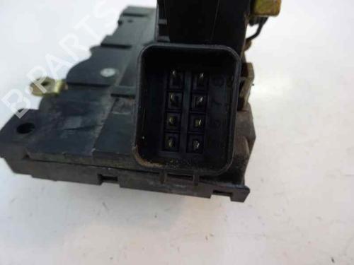 Høyre foran lås FORD FOCUS I (DAW, DBW) 1.8 Turbo DI / TDDi (90 hp) 7018961