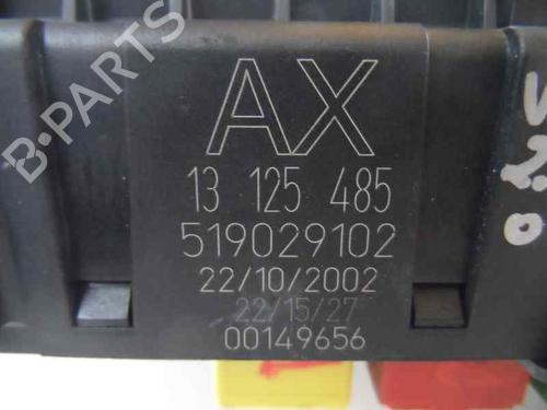 Used Fuse box OPEL VECTRA C (Z02) 2.0 DTI 16V (F69) (101 hp) 355558