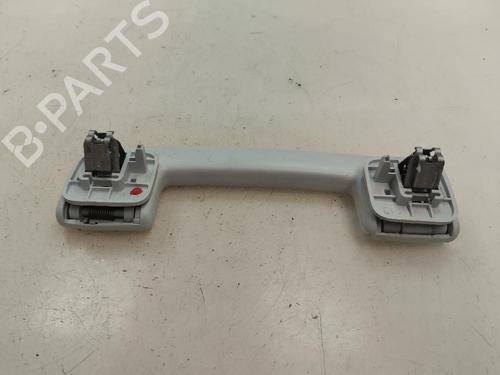 Used Front right interior door handle Front right interior door handle 19483393 19483393