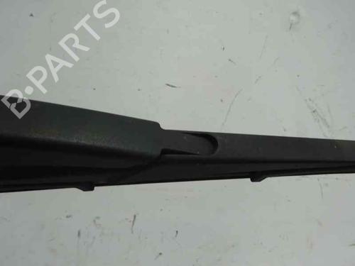 Used Rear windshield wiper arm Rear windshield wiper arm 8124953 8124953