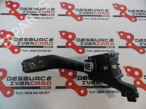 Used Steering column stalk SEAT ALTEA (5P1) 1.9 TDI (105 hp) 1507569