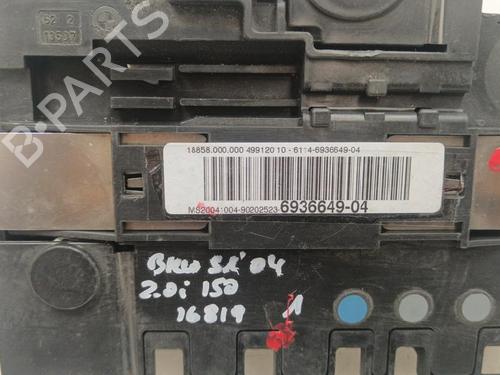 Fuse box BMW 1 (E87) 120 i | BP40039173E1 - Image 2
