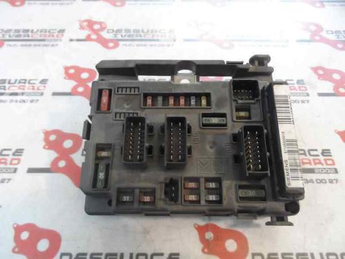 Used Fuse box Fuse box 2533959 2533959