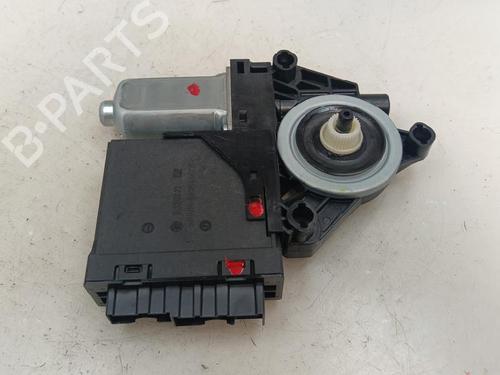 Used Right front window motor VOLVO XC60 II (246) D4 AWD (190 hp) 30541533