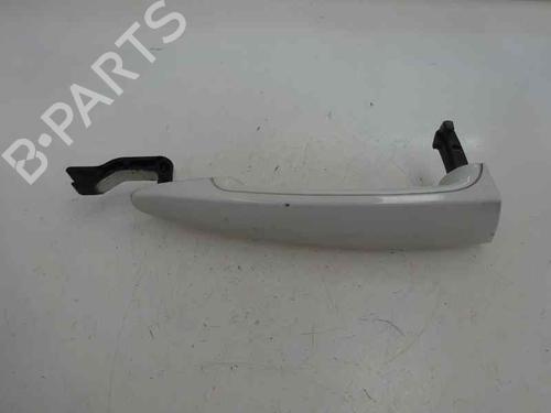 Used Front right exterior door handle Front right exterior door handle BMW 1 (E81) 118 d (143 hp) 5613913 5613913