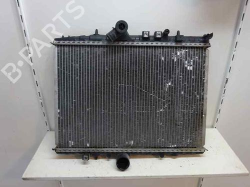 Used Water radiator Water radiator 2506817 2506817