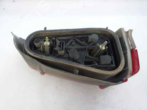 Used Right taillight Right taillight PEUGEOT 106 I (1A, 1C) [1991-1996] 9747631 9747631