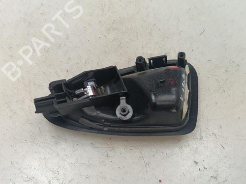 Højre bagtil invendig håndtag Højre bagtil invendig håndtag SEAT IBIZA IV SC (6J1, 6P5) 1.2 (70 hp) 35741281 35741281
