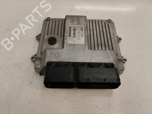 Used Engine control unit (ECU) Engine control unit (ECU) LANCIA YPSILON (843_) 1.3 JTD (843.AXD11, 843.AXD1A) (70 hp) 17323746 17323746