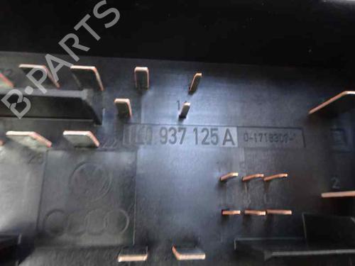 Used Fuse box VW GOLF V (1K1) 1.9 TDI (105 hp) 3120505