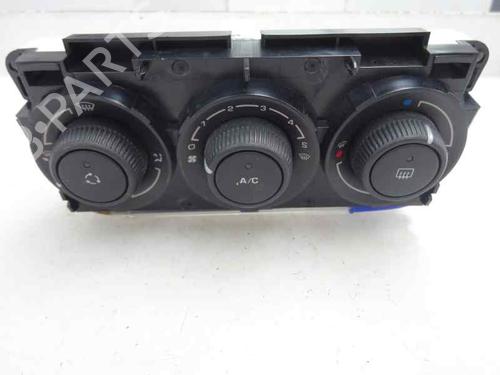 climate-control-citroen-c3-picasso-sh_-16-hdi-2010-1-2008-3410288 main image