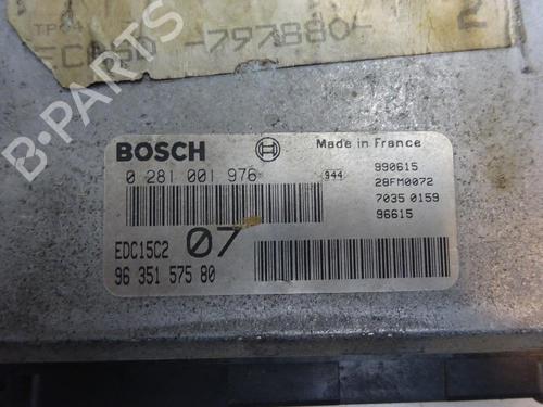 Used Engine control unit (ECU) PEUGEOT 306 Hatchback (7A, 7C, N3, N5) 2.0 HDI 90 (90 hp) 11379909