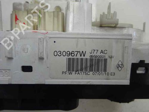 Used Climate control Climate control 10496493 10496493
